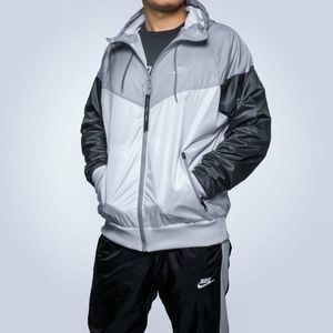 Men's Nike Sportswear Windrunner Hooded Jacket Size 2XL - AT5270-102